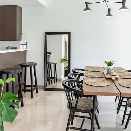 度假居 Nueva Andalucia Townhouse, Private Garden And Garage *