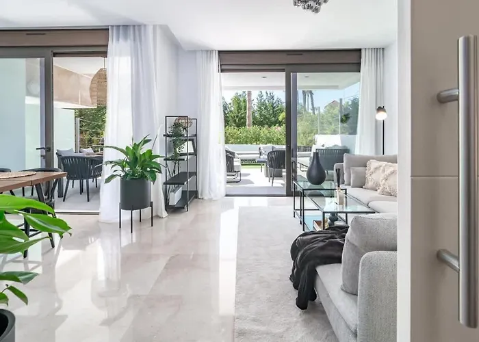 بيت للعطل Golden -