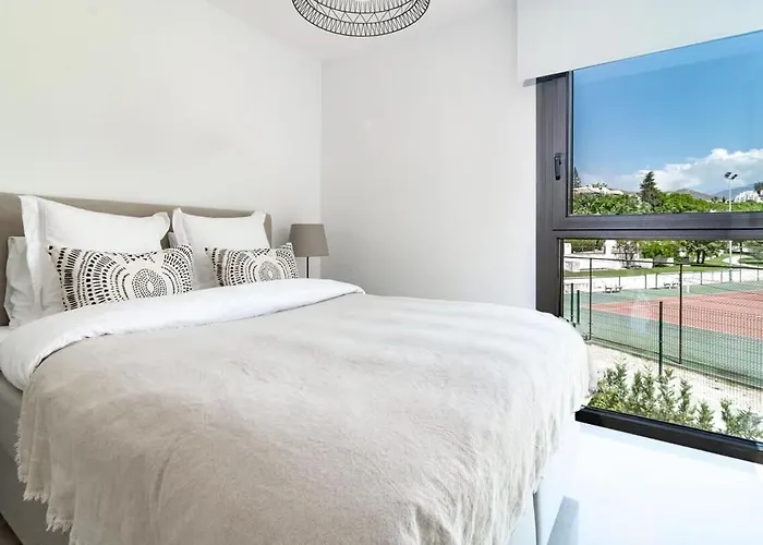 Golden - * ماربيا