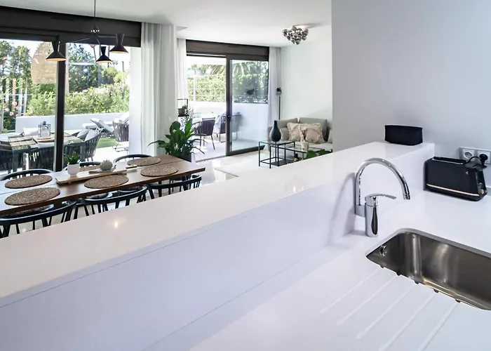 بيت للعطل Golden - *