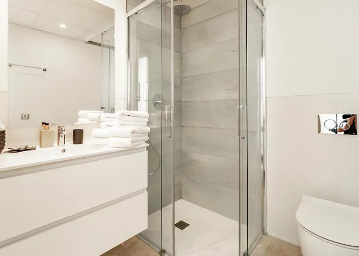 別荘 Luxury Townhouse Golden With Garden Views & Garage